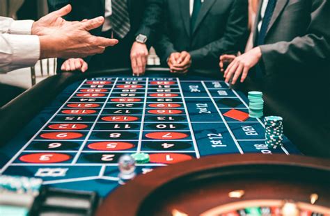 russian roulette probability casino - how to win russian roulette.